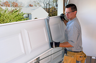 Garage Door Repair inÂ East Vancouver