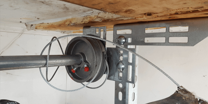 East Vancouver fix garage door cable